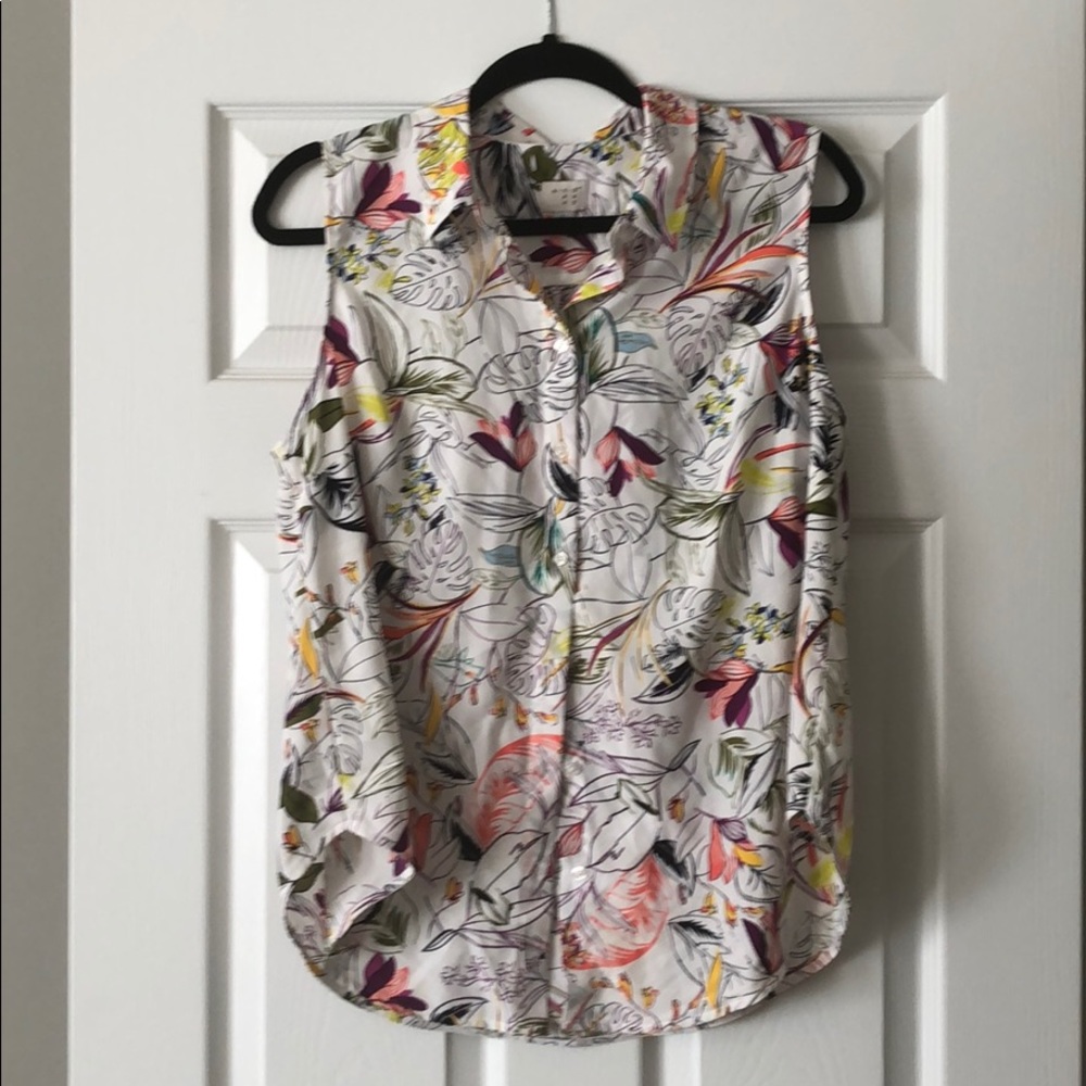 Sleeveless Top